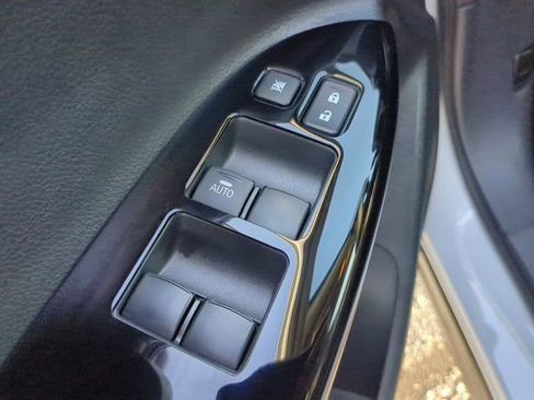 New 2026 Mitsubishi Eclipse Cross LE image 20