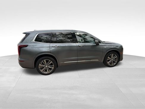 Used 2022 Cadillac XT6 Premium Luxury AWD/4WD image 12