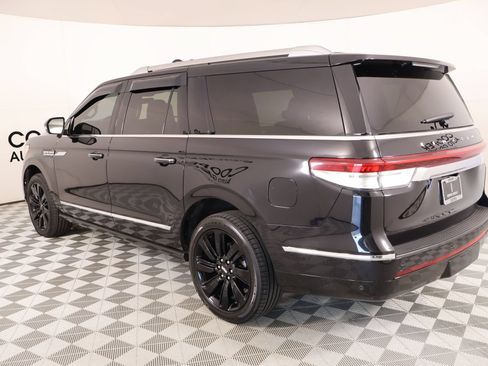 Used 2022 Lincoln Navigator L Reserve AWD/4WD image 25