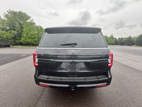Used 2022 Ford Expedition Max Limited AWD/4WD image 3