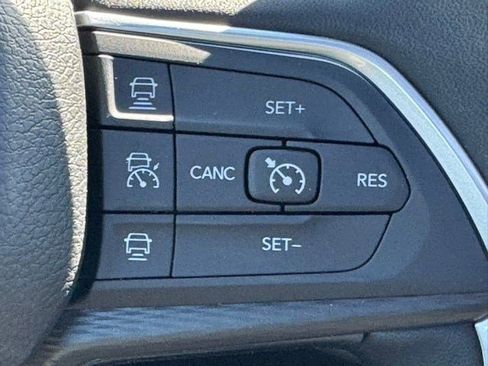 New 2026 Jeep Grand Cherokee L 4WD image 17