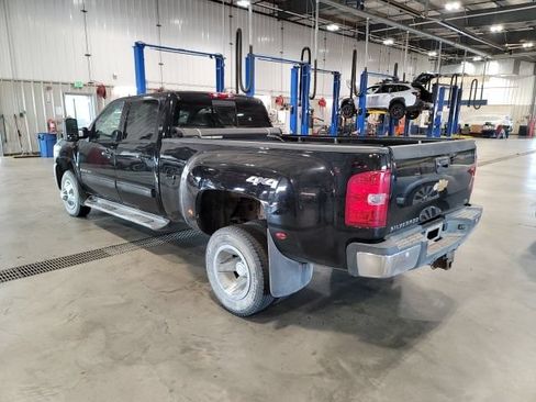 Used 2009 Chevrolet Silverado 3500 LTZ w/ LTZ Plus Package AWD/4WD image 5