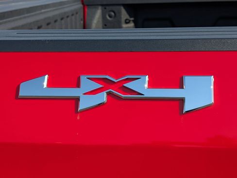 Used 2024 GMC Sierra 1500 Elevation w/ Preferred Package AWD/4WD image 12