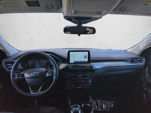 Used 2025 Ford Escape Active image 17
