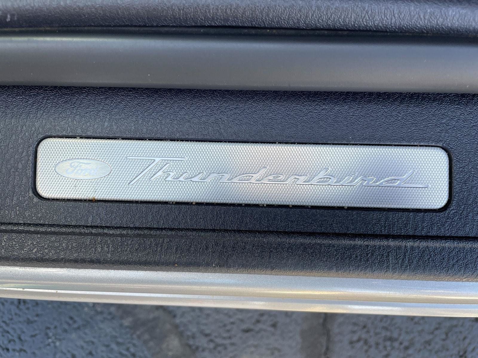 Used 2005 Ford Thunderbird RWD image 11