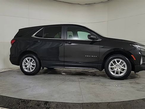 Used 2022 Chevrolet Equinox LT image 8