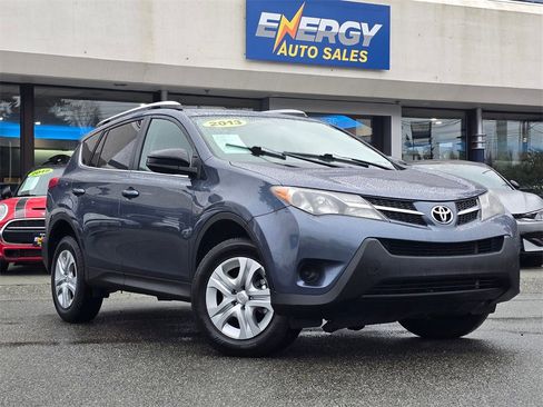Used 2013 Toyota RAV4 LE image 1