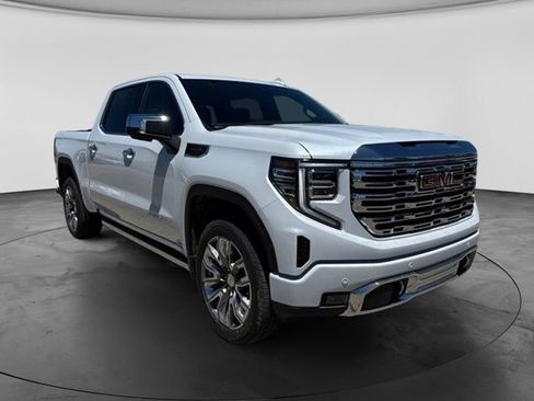 New 2026 GMC Sierra 1500 Denali w/ Denali Reserve Package AWD/4WD image 2