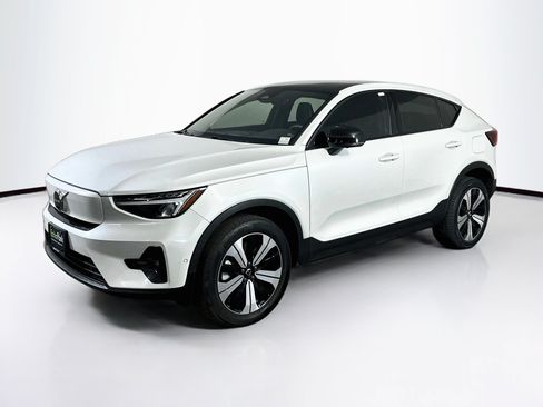 Used 2023 Volvo C40 P8 Recharge Plus AWD/4WD image 3
