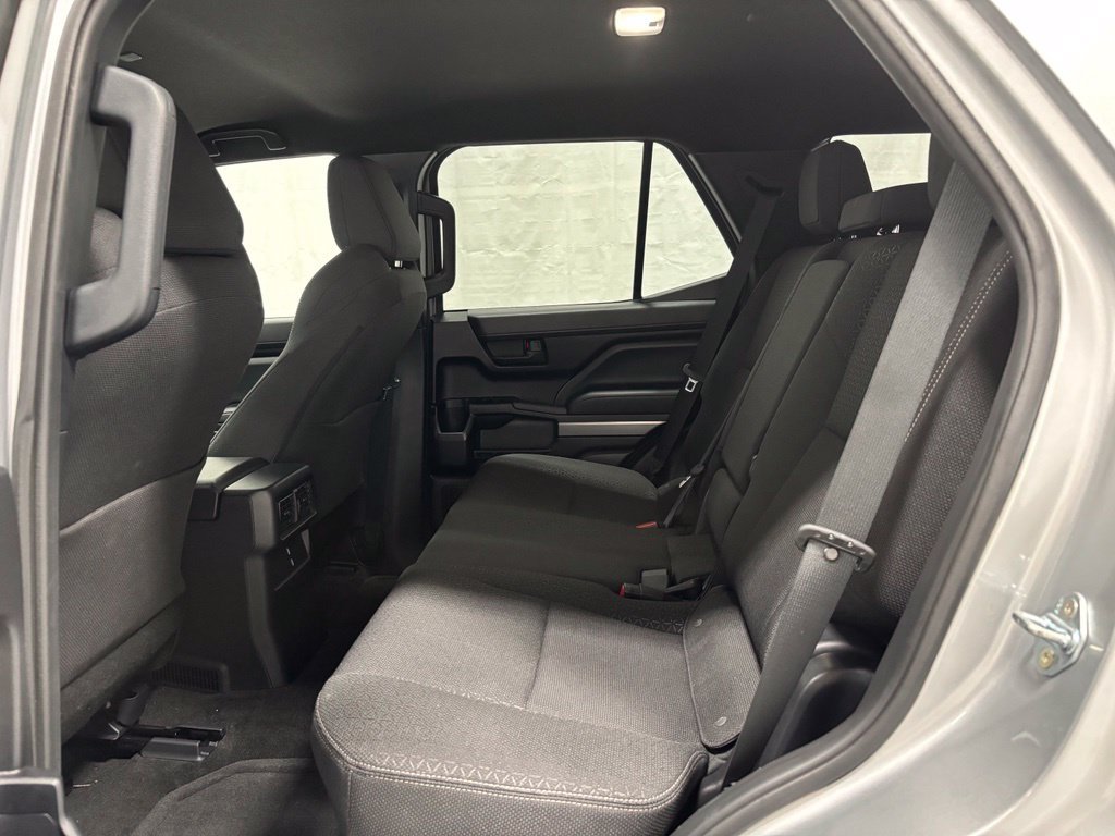 Used 2026 Toyota 4Runner SR5 AWD/4WD image 46