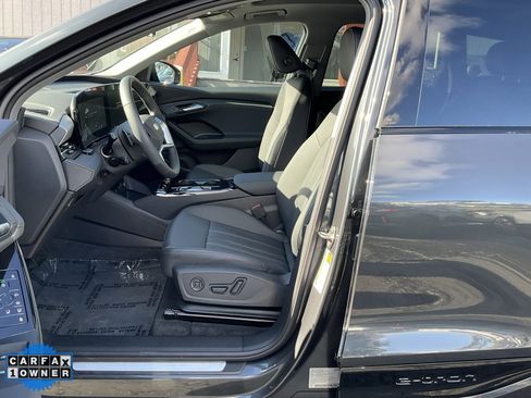 Used 2025 Audi Q6 e-tron Premium w/ Convenience Package image 14