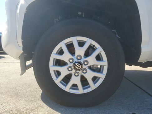 Used 2024 Toyota Tacoma SR5 image 7