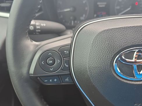 Used 2024 Toyota Corolla SE image 16