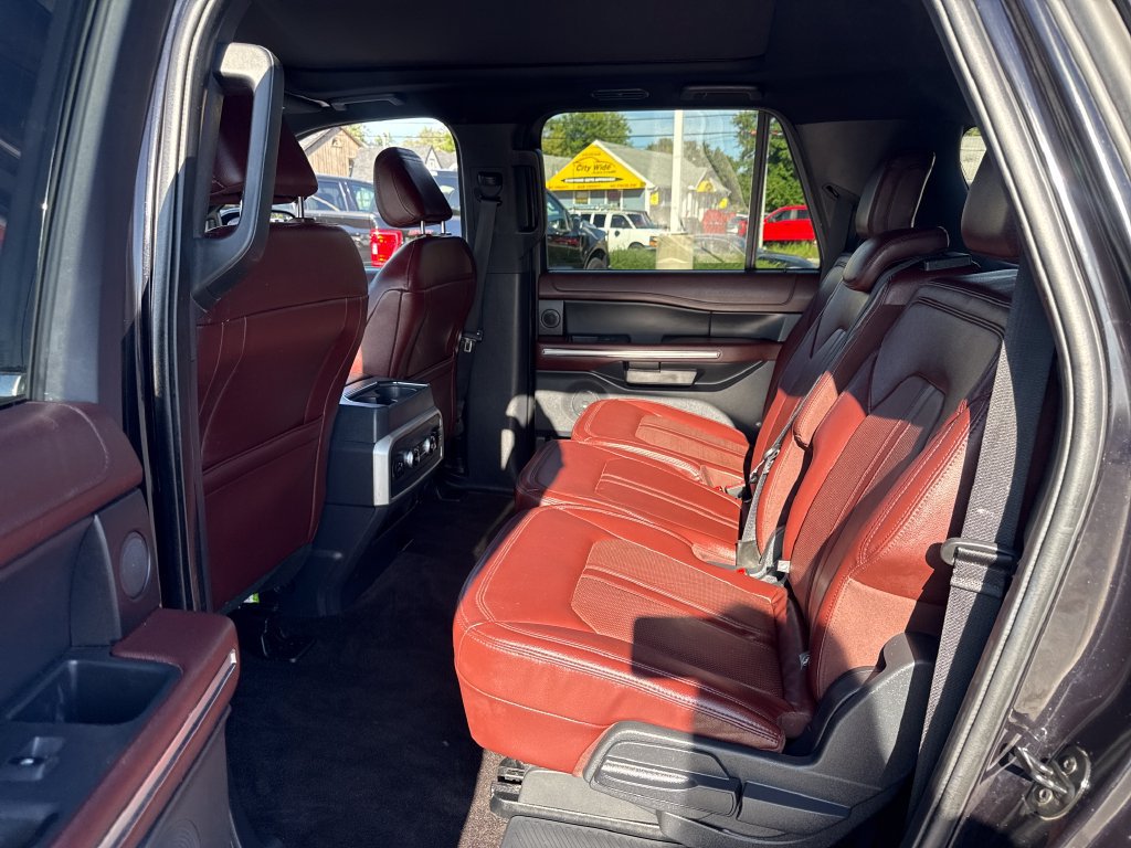 Used 2023 Ford Expedition Max Limited AWD/4WD image 18