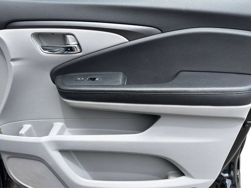 Used 2016 Honda Pilot EX-L image 23