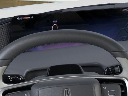 New 2025 Lincoln Navigator Reserve image 13