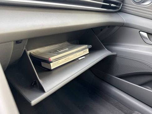 Certified 2025 Hyundai Elantra SEL w/ Cargo Package image 40