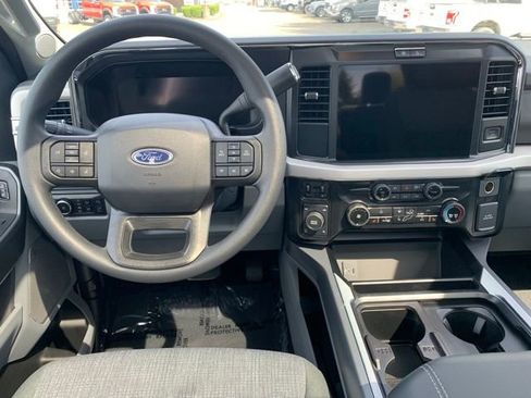 New 2025 Ford F350 XLT w/ Black Appearance Package image 16