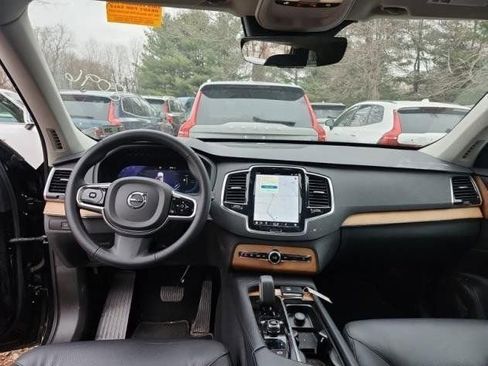 Certified 2024 Volvo XC90 T8 Plus image 3