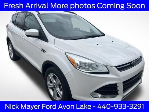Used 2016 Ford Escape SE w/ Equipment Group 201A AWD/4WD image 9