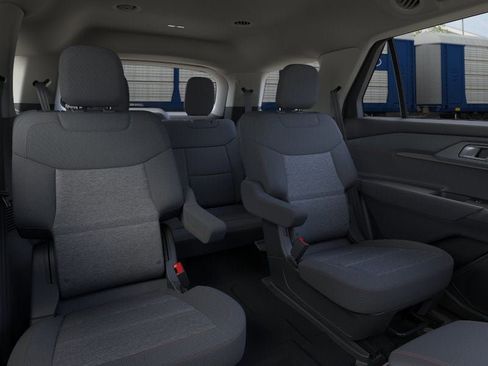 New 2026 Ford Explorer Active RWD image 11