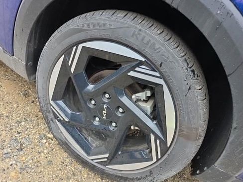 Used 2025 Kia K4 EX image 8