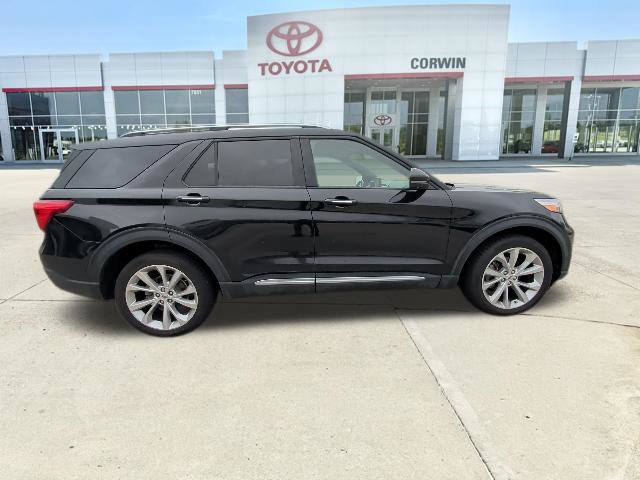 Used 2022 Ford Explorer Platinum w/ Equipment Group 601A AWD/4WD image 34