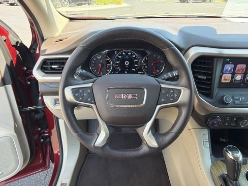 Used 2018 GMC Acadia Denali AWD/4WD image 13