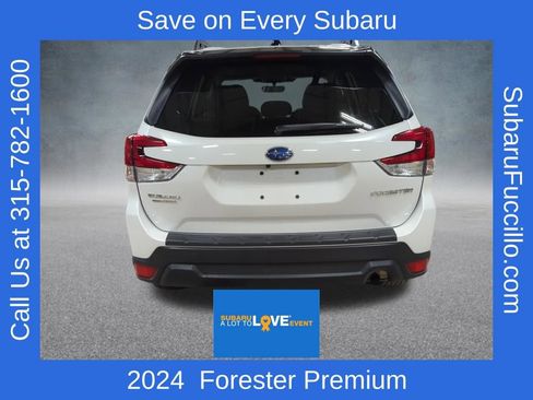 Used 2024 Subaru Forester Premium image 7
