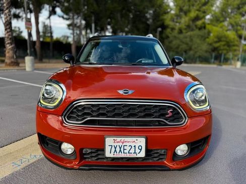 Used 2017 MINI Cooper Countryman S FWD image 3