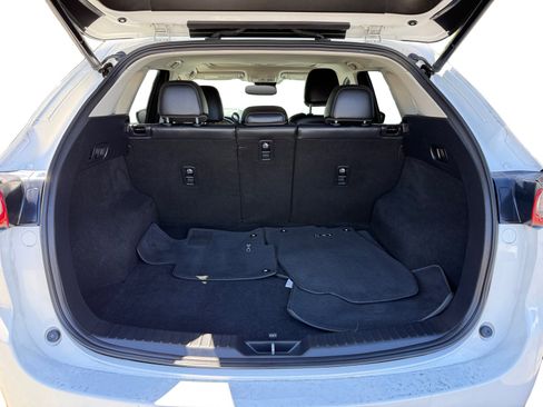 Used 2021 MAZDA CX-5 Touring w/ Touring Preferred SV Package FWD image 17