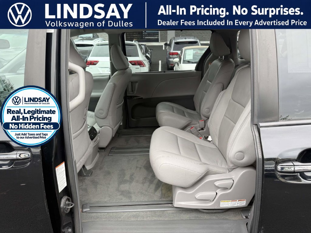 Used 2016 Toyota Sienna XLE Premium w/ Protection Package FWD image 14