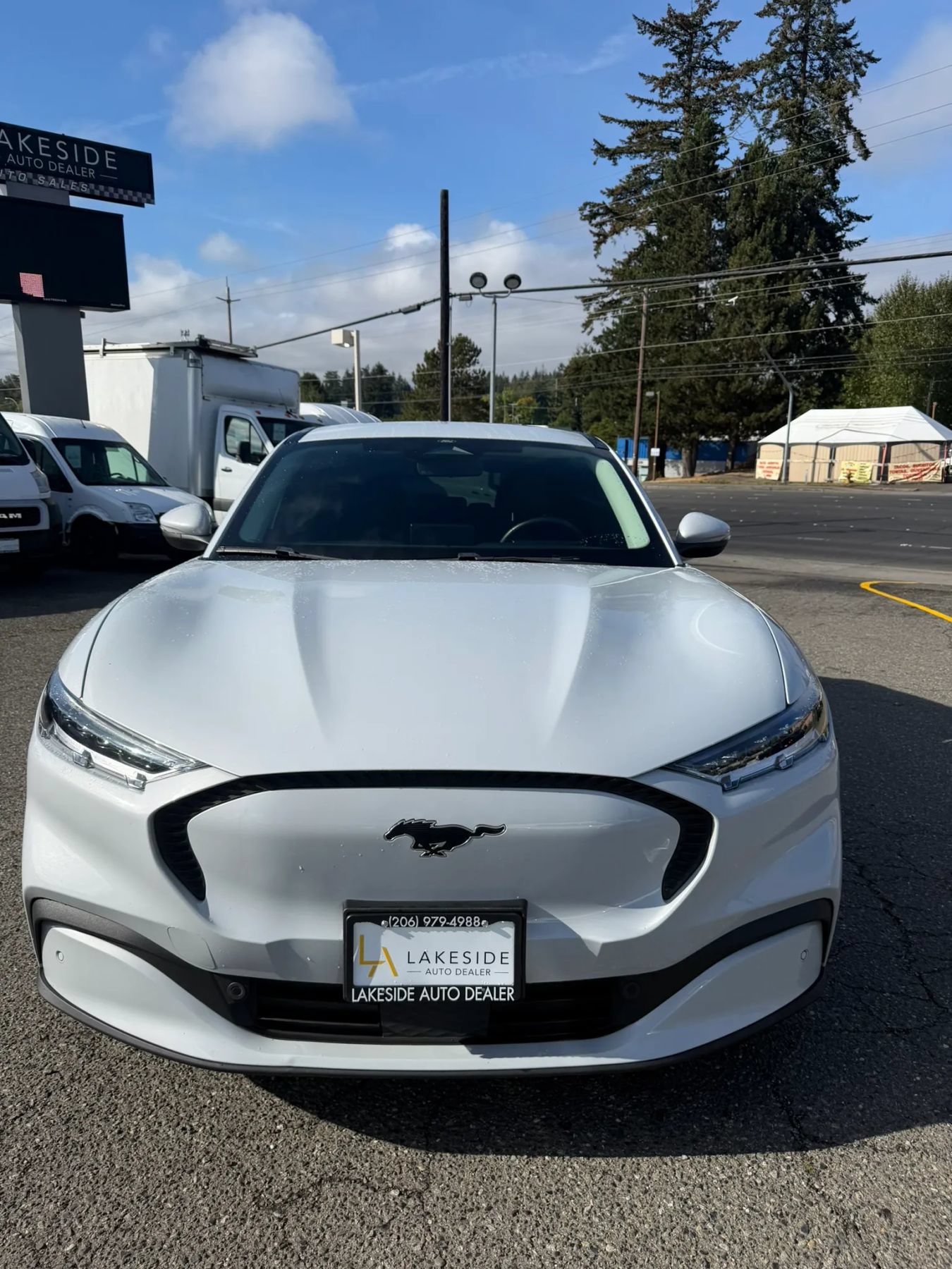 Used 2022 Ford Mustang Mach-E Select AWD/4WD image 2