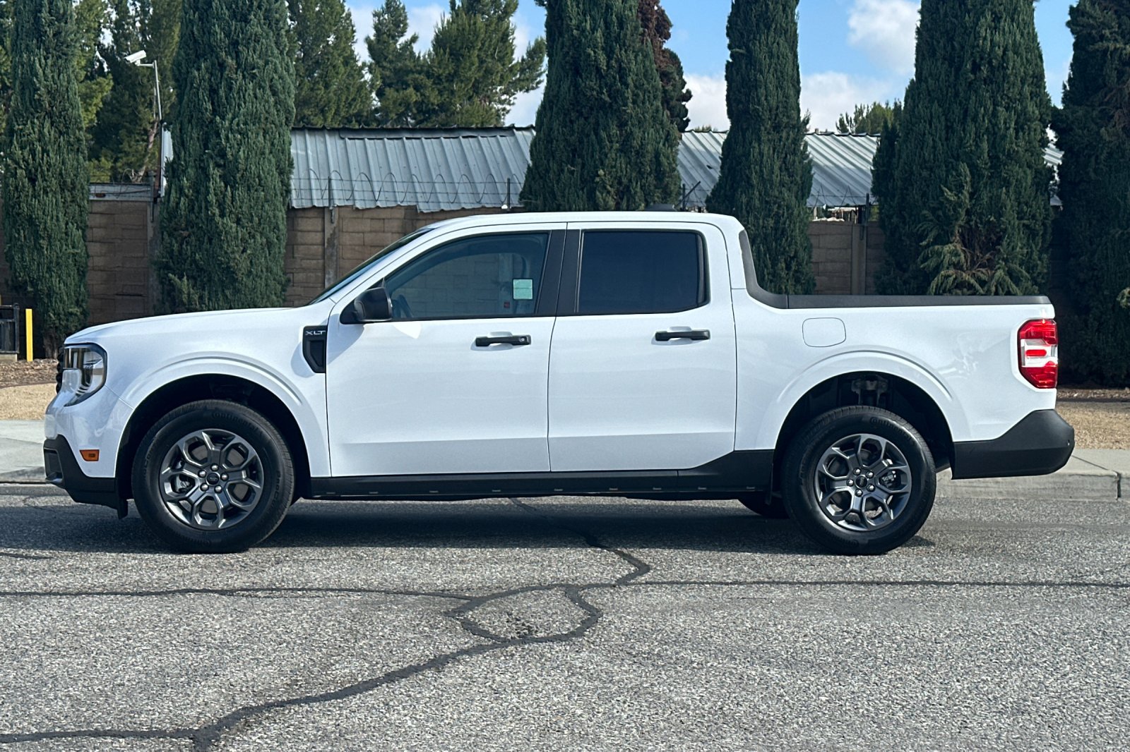 New 2026 Ford Maverick XLT w/ Equipment Group 301A AWD/4WD image 7