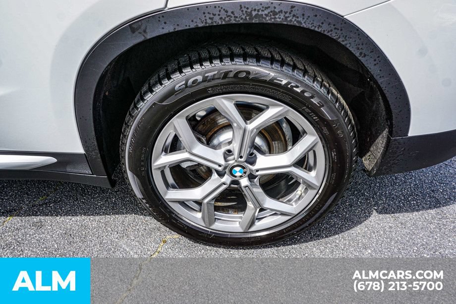Used 2025 BMW X4 xDrive30i AWD/4WD image 16