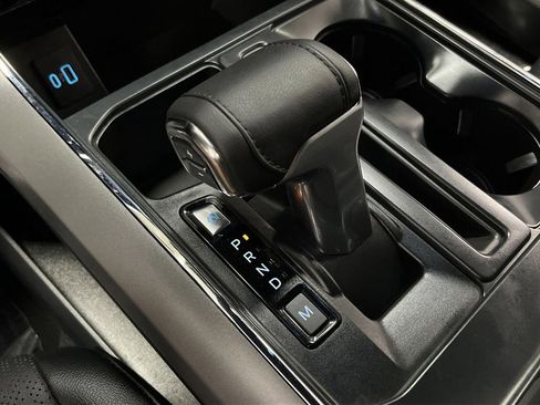 Used 2024 Ford F150 Lariat image 22