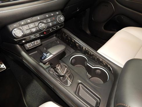 Used 2025 Dodge Durango SRT Hellcat image 29