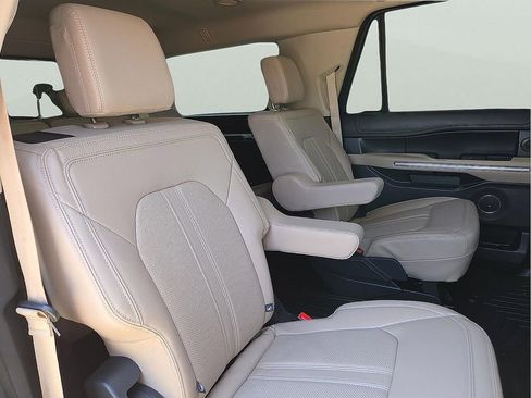 Used 2023 Ford Expedition Max Limited AWD/4WD image 9