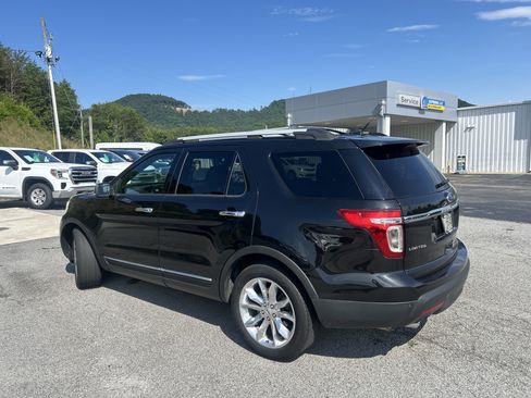 Used 2015 Ford Explorer Limited w/ Equipment Group 303A image 5