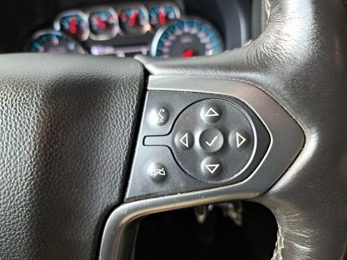 Used 2015 Chevrolet Silverado 1500 LTZ Z71 w/ Midnight Edition AWD/4WD image 18