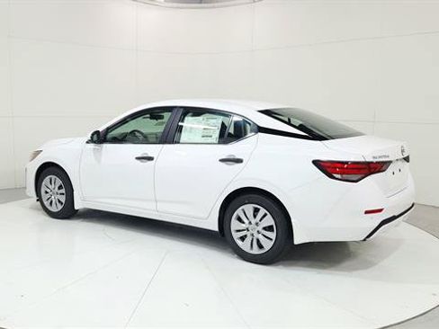 Used 2025 Nissan Sentra S FWD image 6