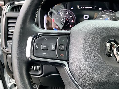 Used 2024 RAM 2500 Limited image 23