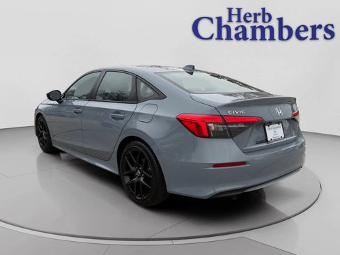 Used 2023 Honda Civic Sport image 3