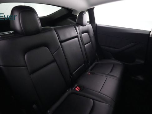 Used 2024 Tesla Model Y Performance AWD/4WD image 5