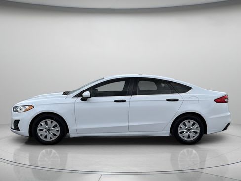 Used 2019 Ford Fusion S FWD image 5