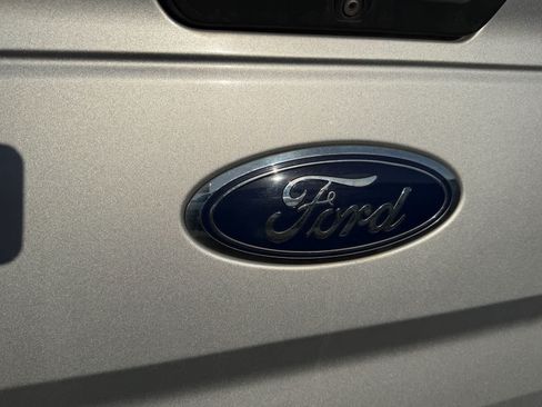 Used 2016 Ford F150 XL w/ Equipment Group 101A Mid AWD/4WD image 18