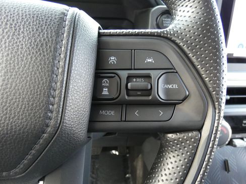 Used 2025 Toyota Tacoma SR5 image 74