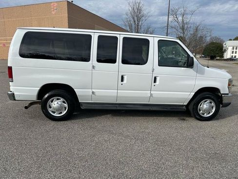 Used 2011 Ford E-350 and Econoline 350 XLT image 36