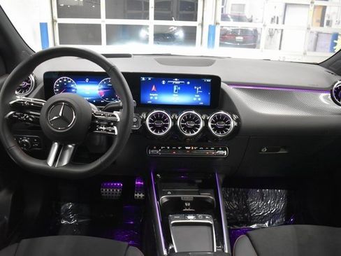 New 2026 Mercedes-Benz GLA 250 4MATIC image 5