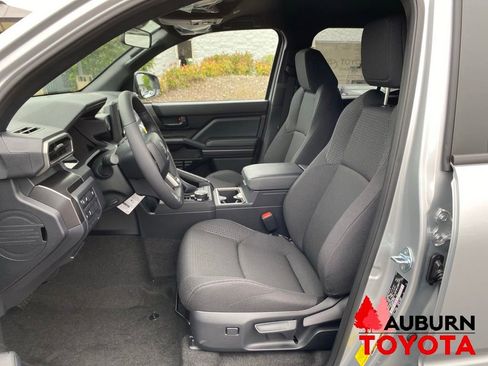 New 2026 Toyota 4Runner SR5 AWD/4WD image 27